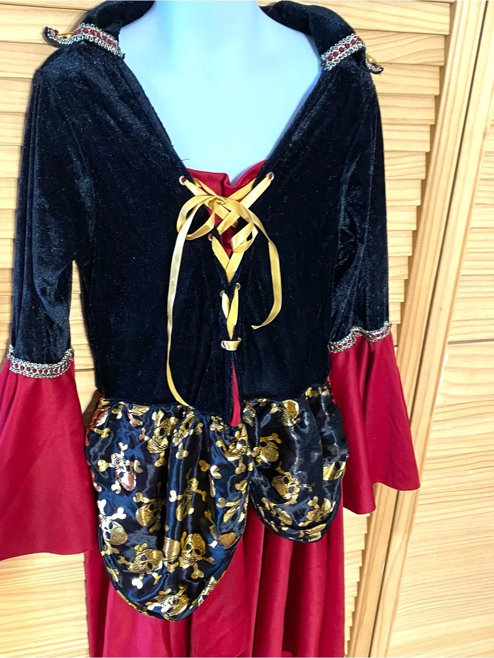 Girls' Classic Pirate Halloween Costume dress with 5 Accessories